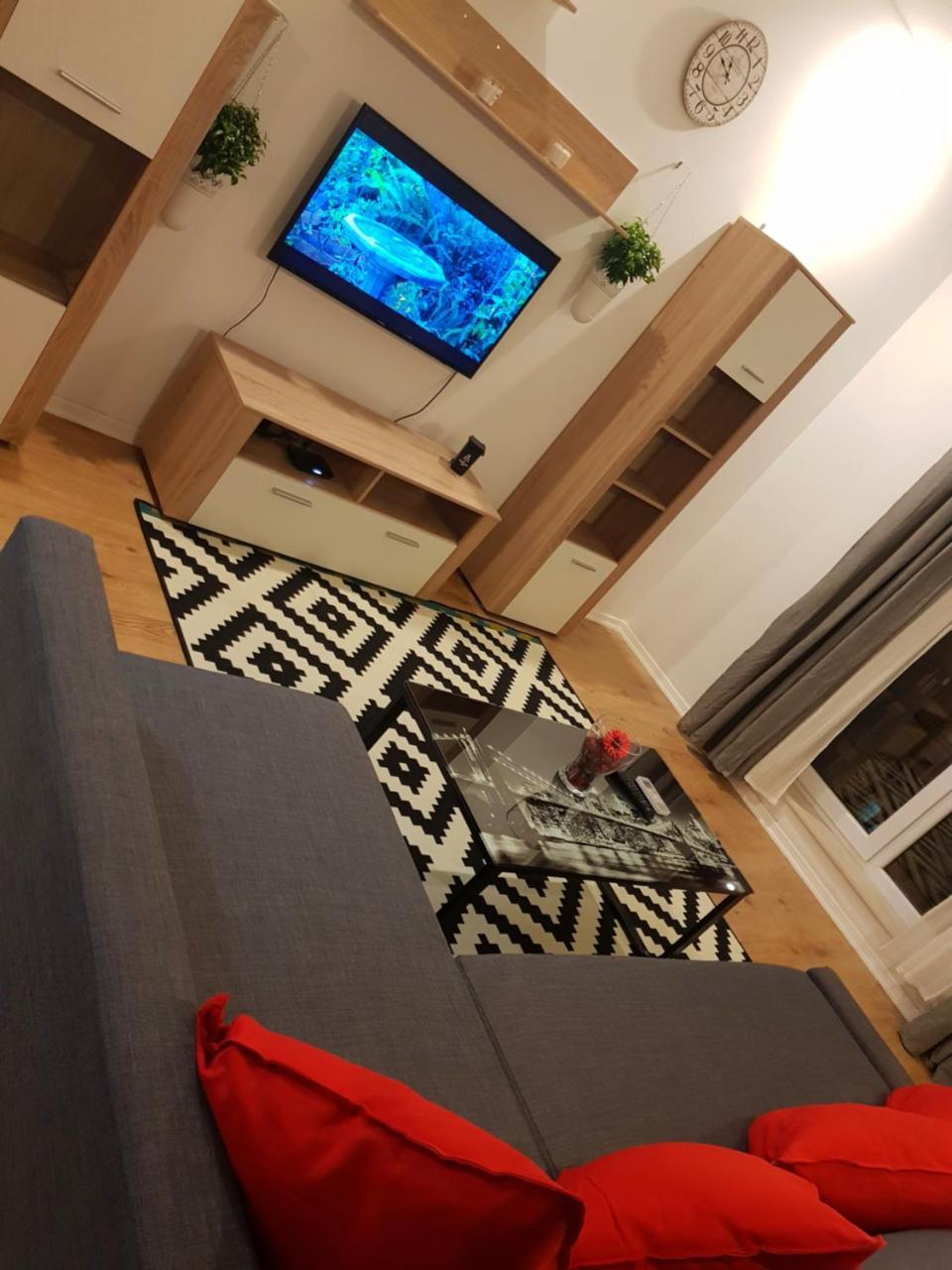 Modern Apartment With Pool In North Bucharest Cretuleasca Exteriör bild
