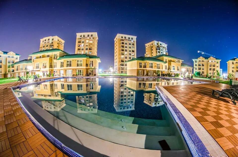 Modern Apartment With Pool In North Bucharest Cretuleasca Exteriör bild